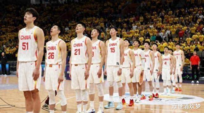 开云体育官网-篮球世界杯精彩纷呈,球员拼尽全力争夺冠军