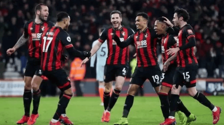 关于狼队客场战胜伯恩茅斯，保持不败稳守联赛中游的信息