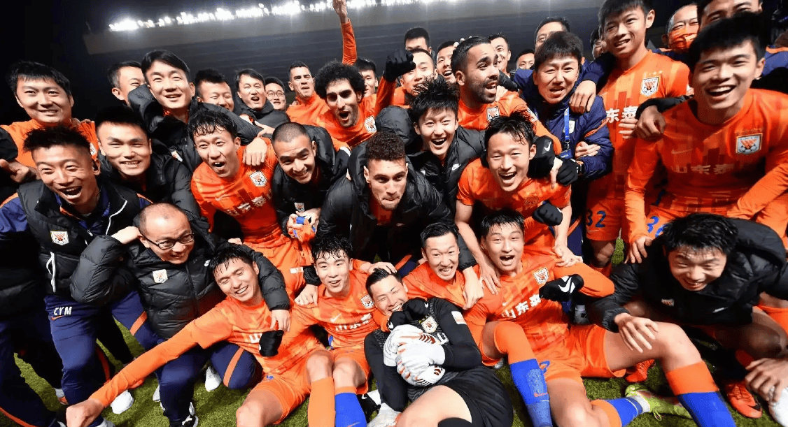 开云体育官方网站-上港硬战勇往直前,备战中超激烈一战的简单介绍