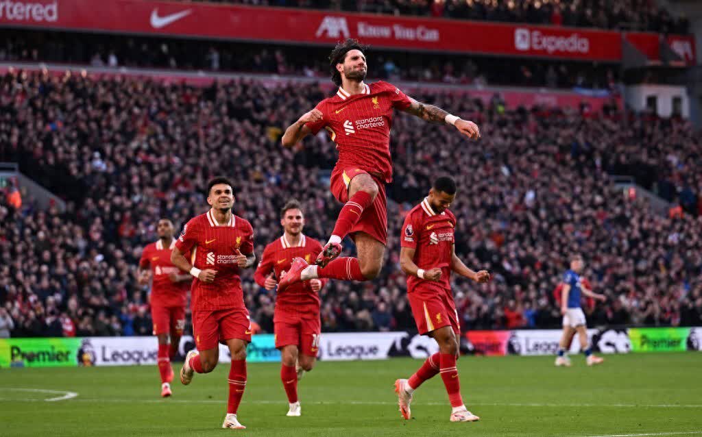 包含利物浦主力中场停赛,助教未如愿重回首发阵容的词条 包含利物浦主力中场停赛,助教未如愿重回首发阵容的词条