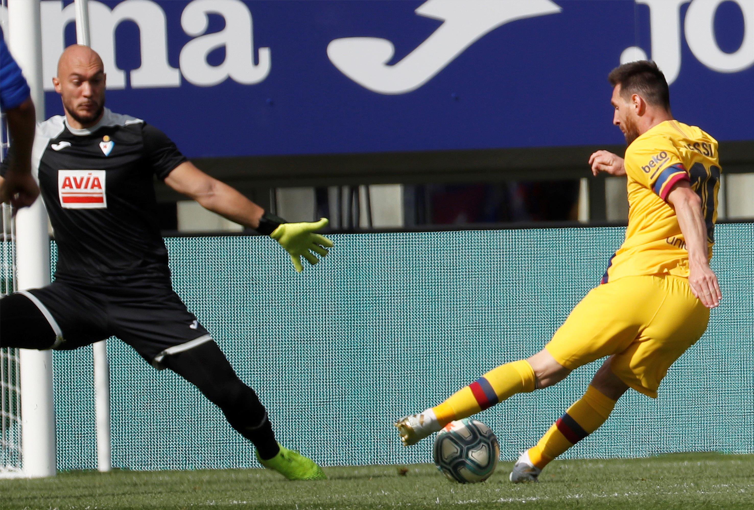 开云体育官网-埃瓦尔客场逼平塞维利亚，势均力敌