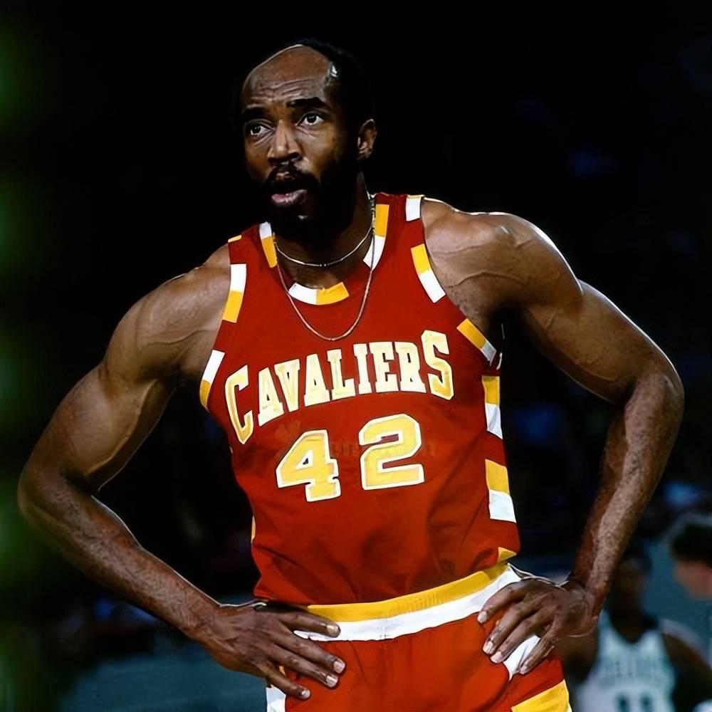 骑士队主教练因病辞职,球队陷入危机 骑士队主教练因病辞职,球队陷入危机