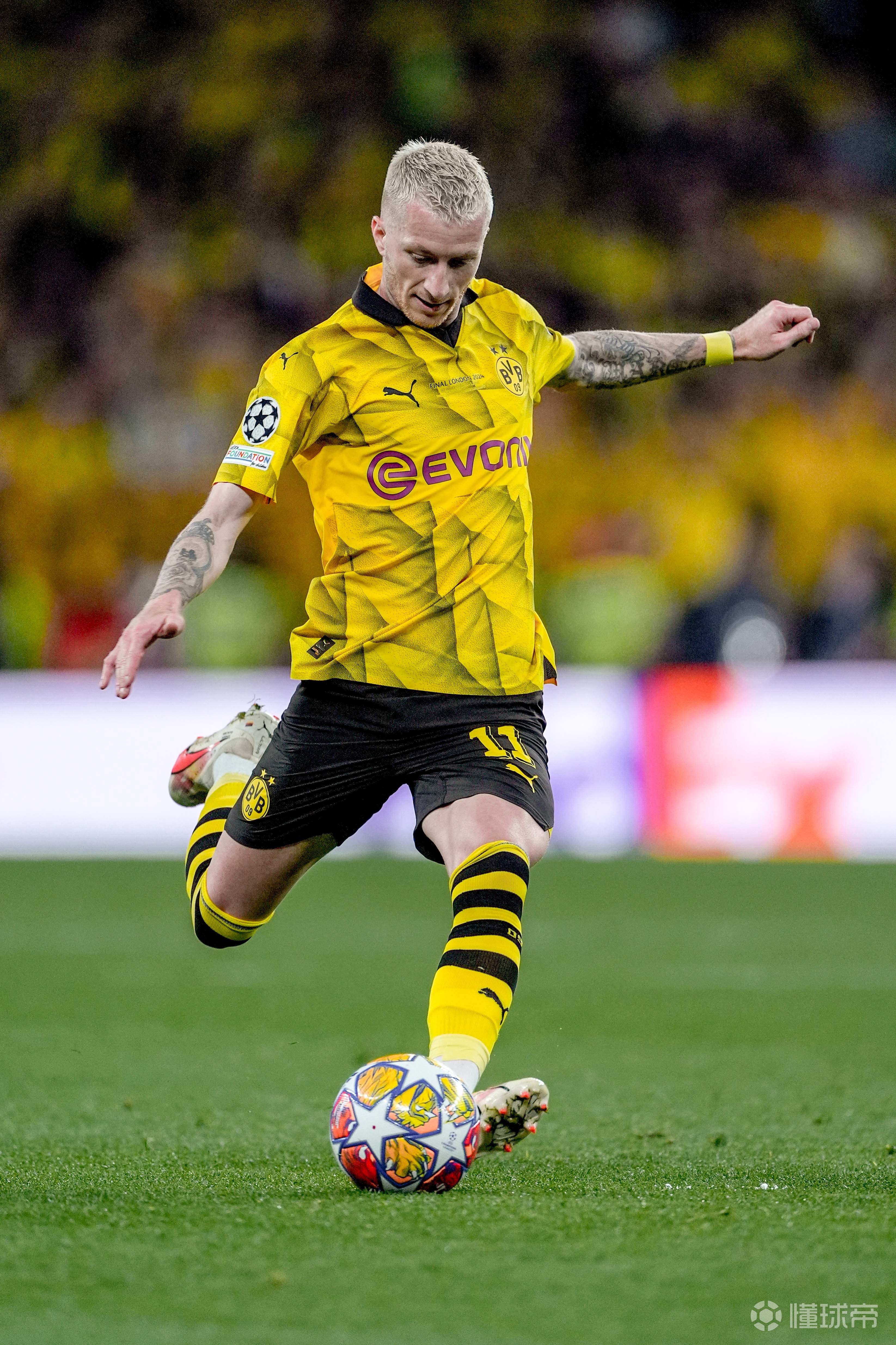 关于足球明星们的技术表现让人惊艳,赞不绝口的信息 关于足球明星们的技术表现让人惊艳,赞不绝口的信息