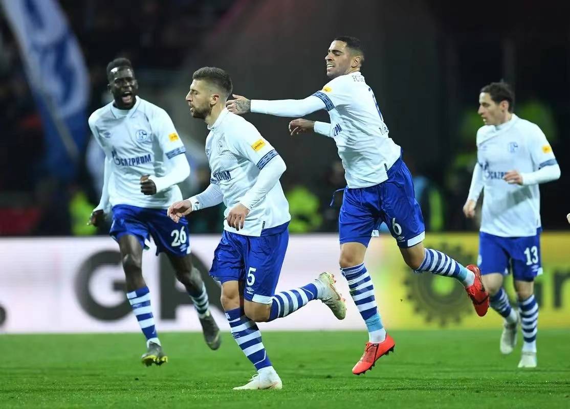 包含沙尔克客场不敌,德甲保级前景堪忧的词条 包含沙尔克客场不敌,德甲保级前景堪忧的词条