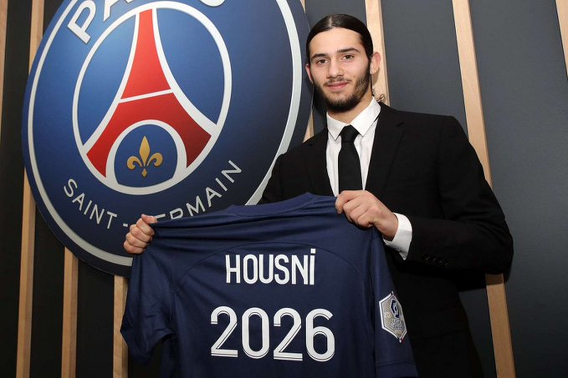 开云下载-包含巴黎圣日耳曼：坚定信念，永不言败的词条