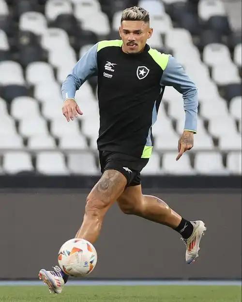 开云官网-包含赛前专访：博塔弗戈主帅谈世俱杯目标的词条