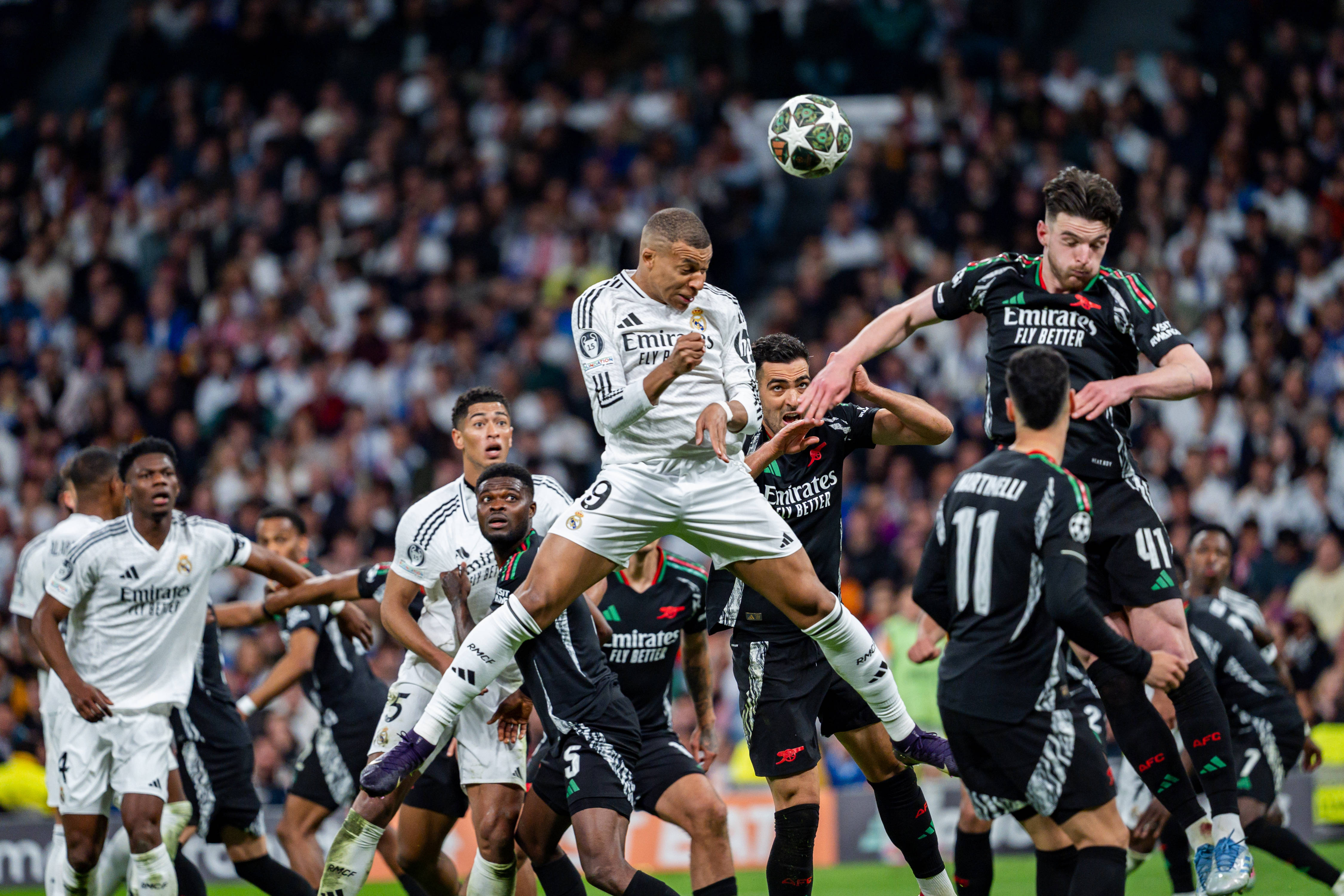 阿森纳遭遇客场惨败,球队战绩出现滑坡 阿森纳遭遇客场惨败,球队战绩出现滑坡