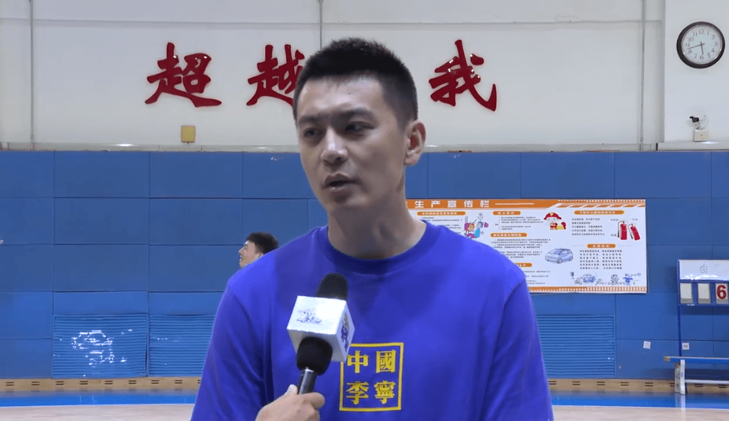 开云体育中国-包含布里斯托城不敌对手，主教练疲于面对课题的词条