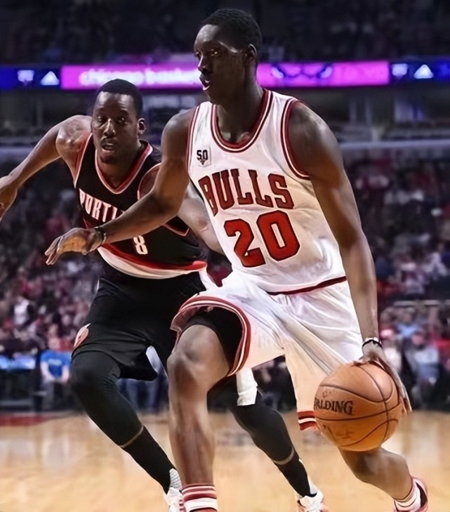 开云APP-关于西安球队走下神坛！努力追赶，冲刺季后赛名额的信息