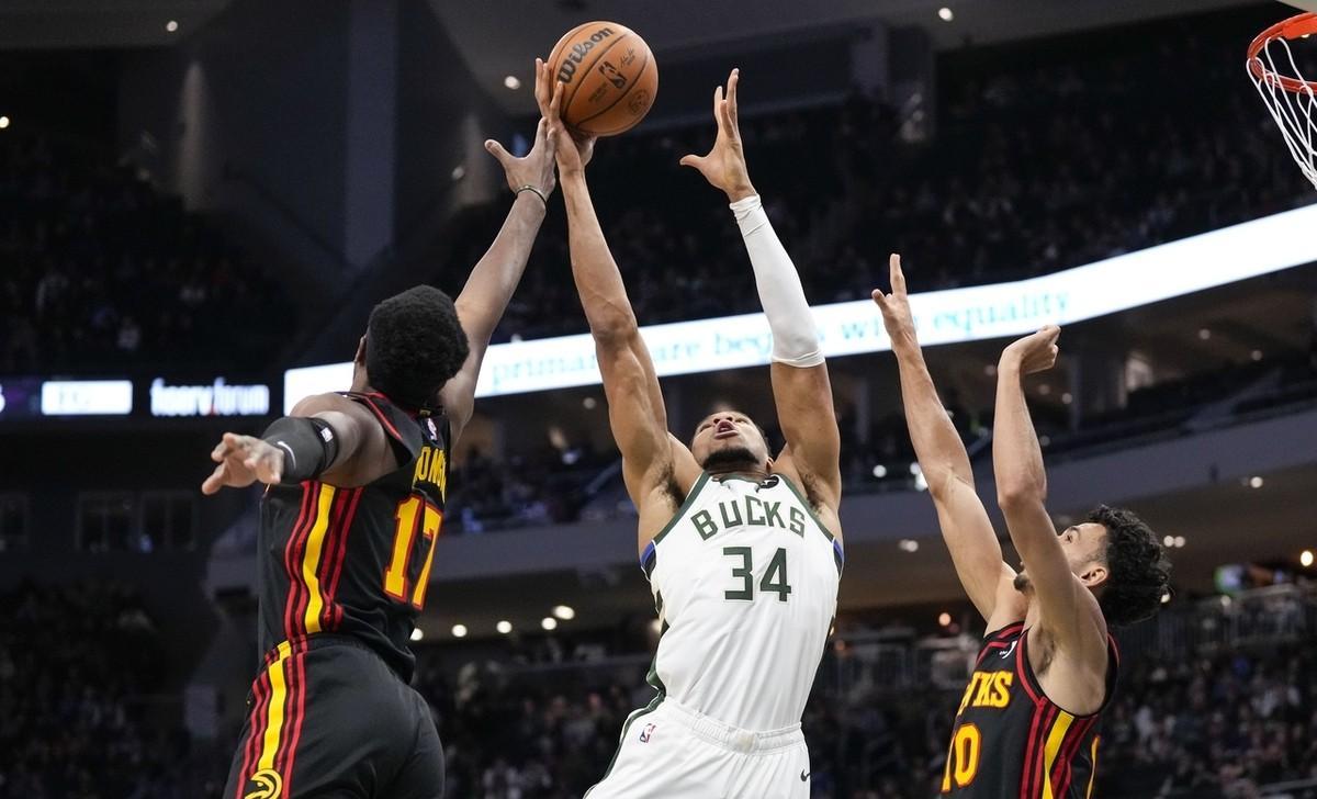 开云体育APP下载-东部豪强猛龙，大胜西部篮网