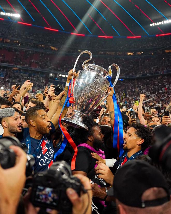 关于巴黎圣日耳曼抢尽风头,成为夺冠热门的信息 关于巴黎圣日耳曼抢尽风头,成为夺冠热门的信息