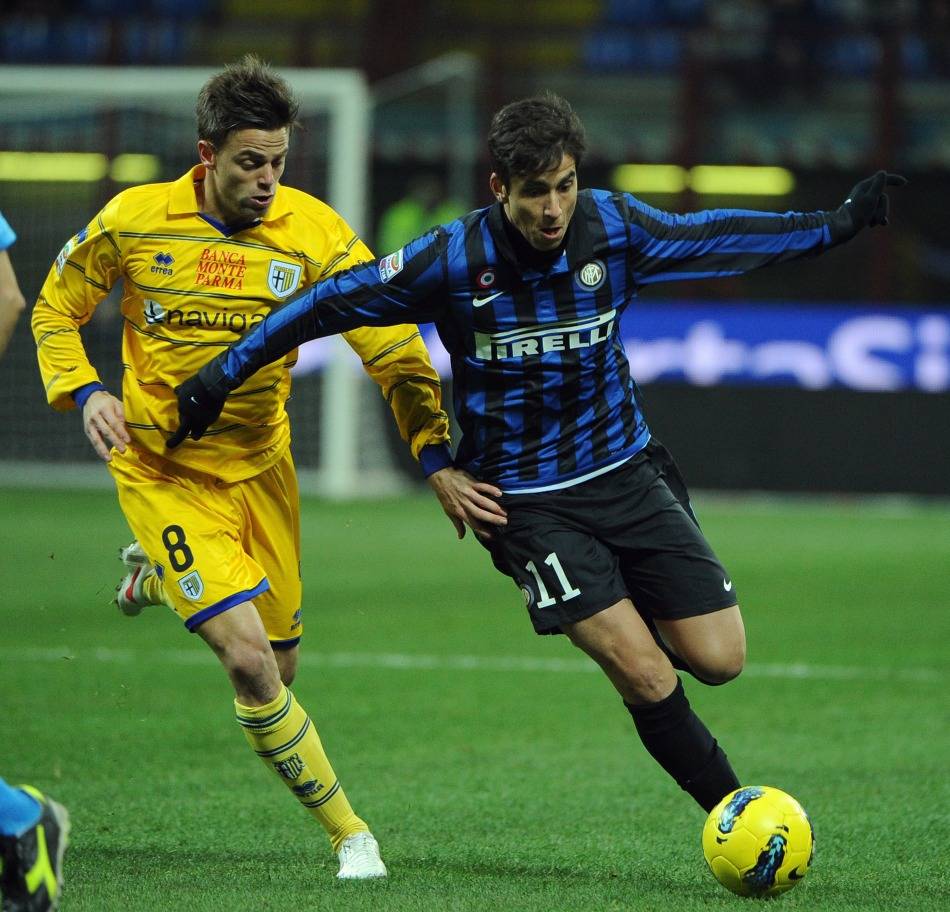 开云体育-意甲球队新闻：国际米兰急需补强后防线