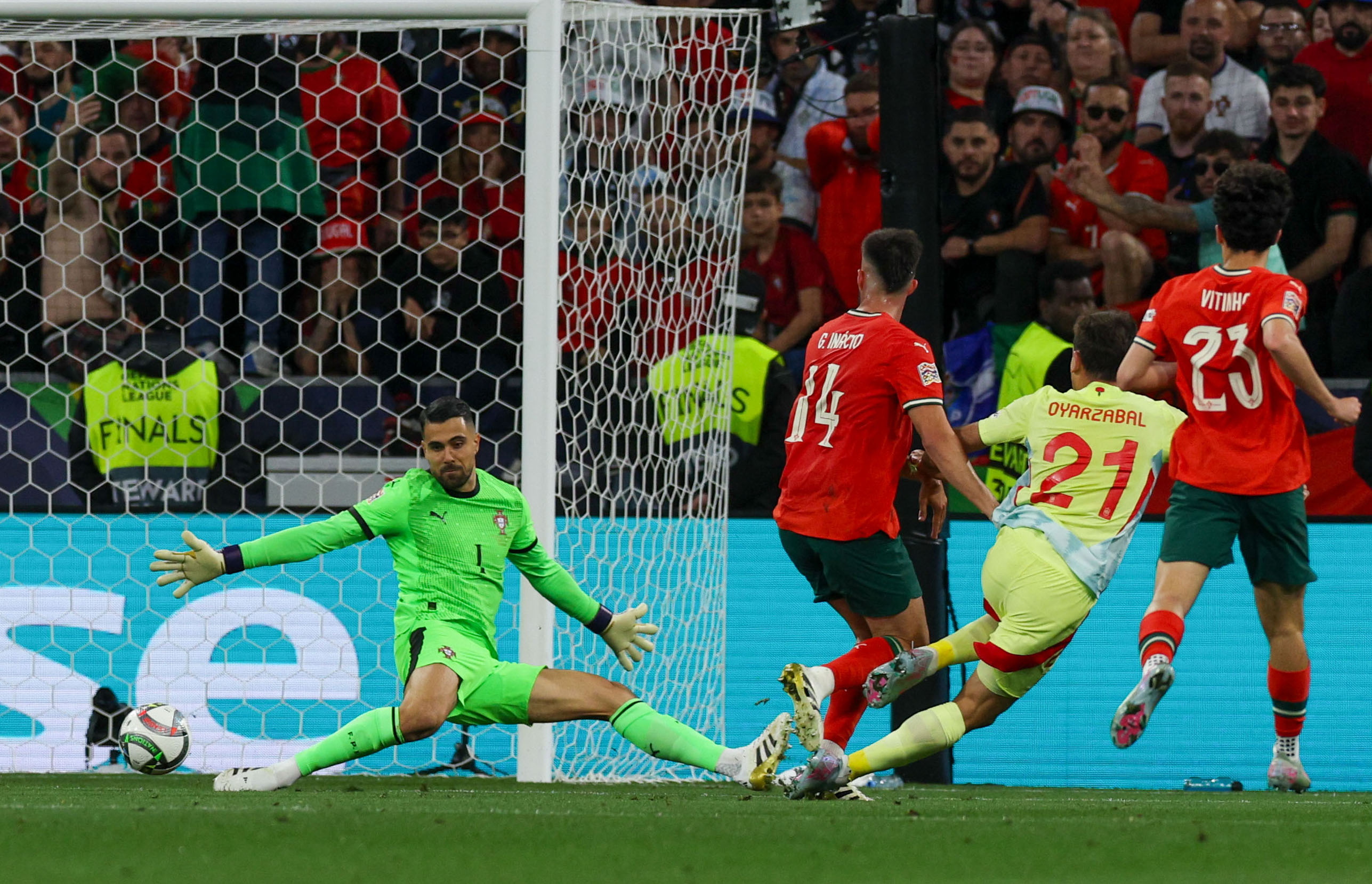 开云下载-瑞典挑战葡萄牙希望取得不败战绩