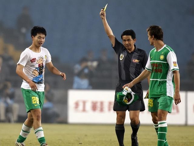 包含球员间发生矛盾,教练团队严肃处理维护团结的词条 包含球员间发生矛盾,教练团队严肃处理维护团结的词条