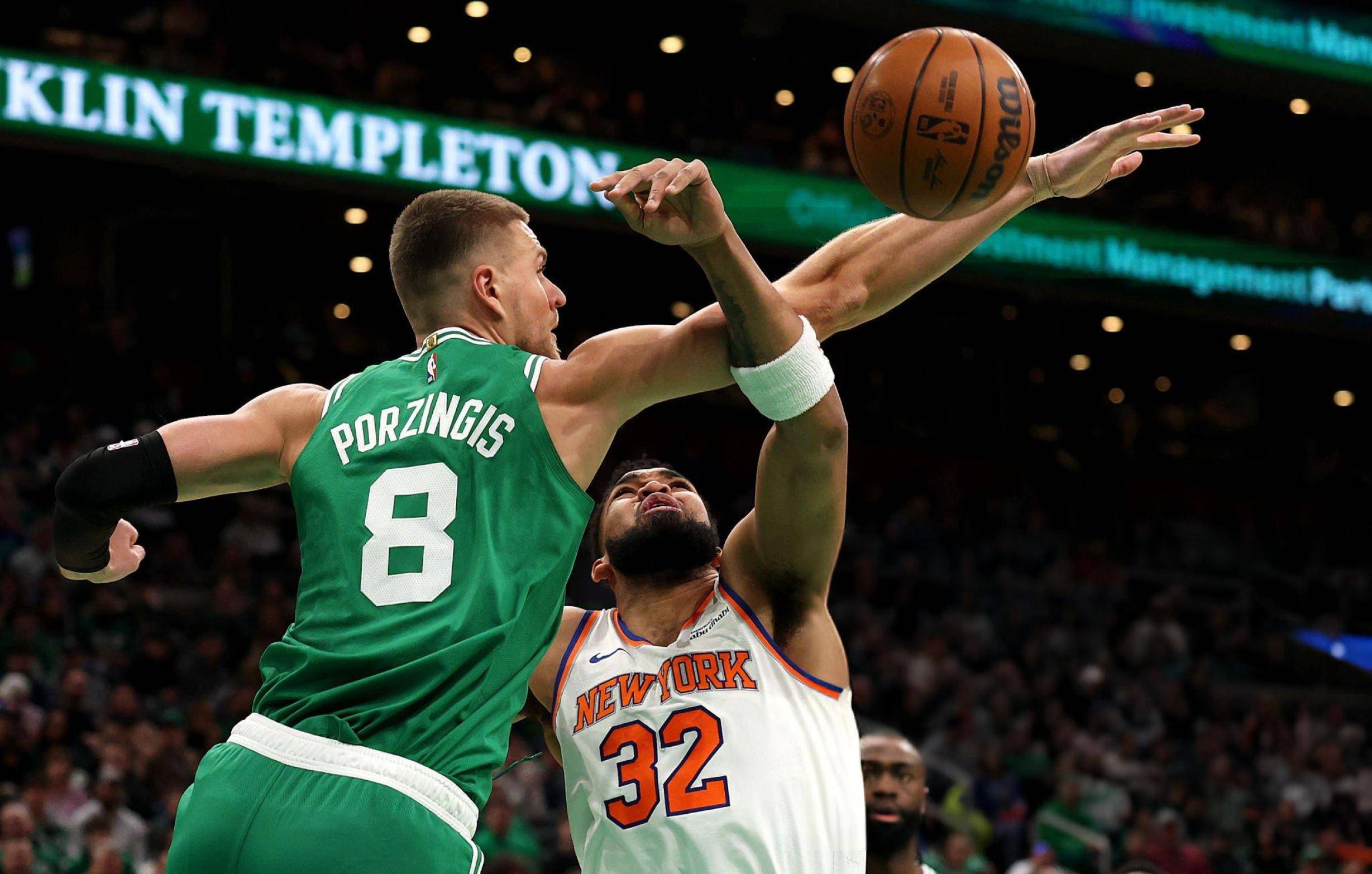 篮网轻取尼克斯,豪取六连胜 篮网轻取尼克斯,豪取六连胜