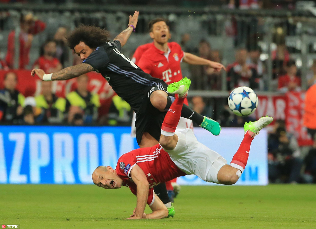 意大利绝杀乌拉圭,科曼爆发神勇 意大利绝杀乌拉圭,科曼爆发神勇