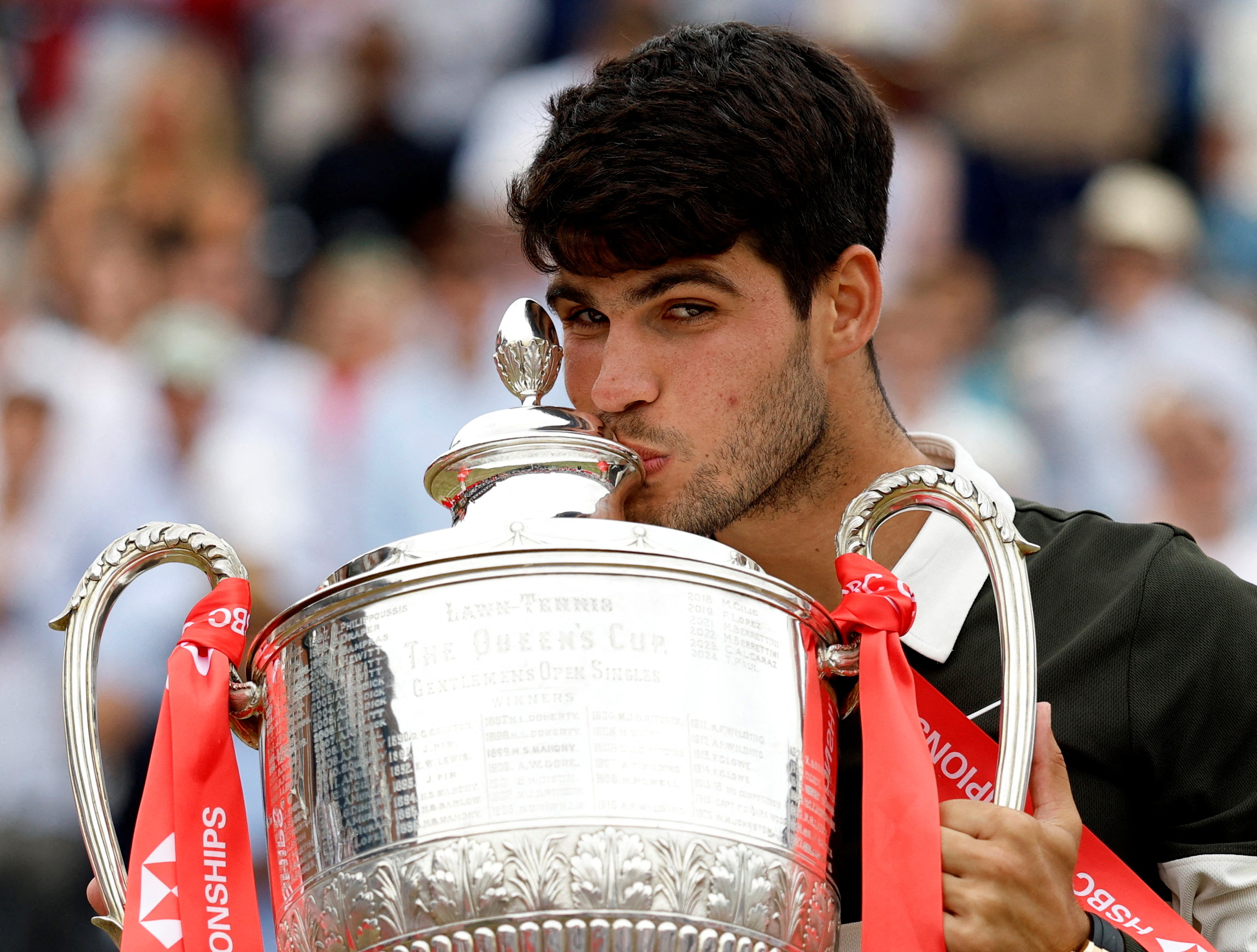 开云官网-英国网球队力克美国网球队,阿尔卡拉斯制霸全场的简单介绍