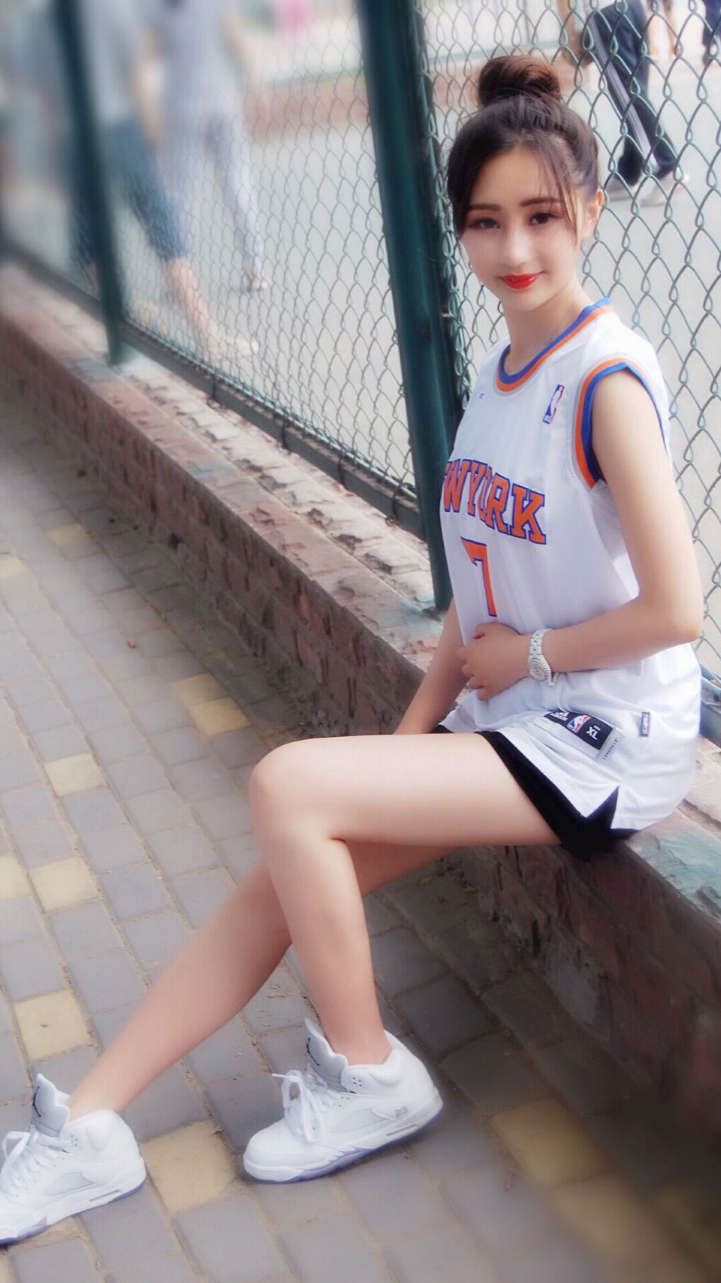 开云体育官方网站-城市赛道的速度图腾，西亚卡姆在芝加哥之夜完成制胜超车