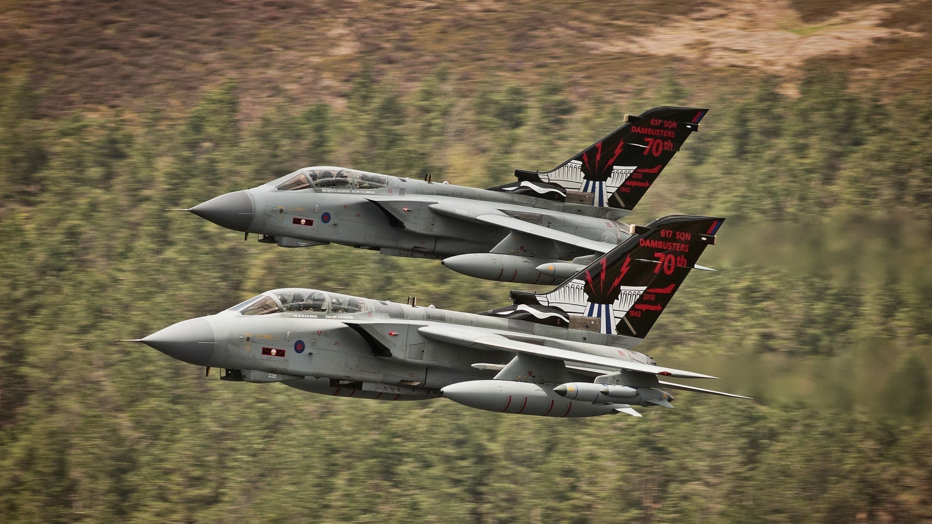 开云下载-惊天逆转！魔术淘汰赛过关广东队，德罗赞化身关键先生